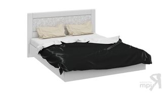 Кровать «Амели» с мягким изголовьем
