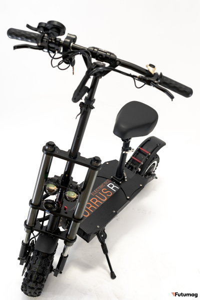 ЭЛЕКТРОСАМОКАТ Currus R11