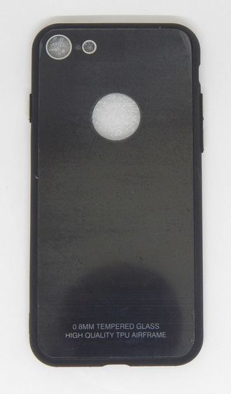 Защитная крышка iPhone 7/8, с вырезом под логотип, черная