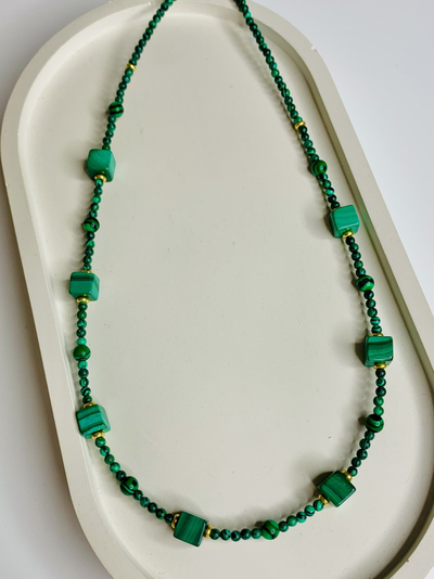 Чокер малахит, разные виды