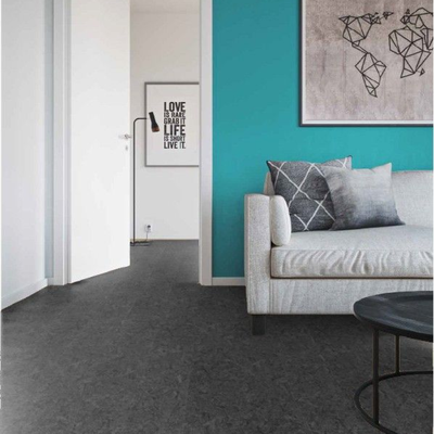 Ламинат Wineo Покрасить это черным LA153SYS