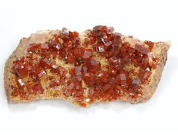 Ванадинит, кристаллы на породе, Марокко (75*37*22 мм, 68 г) №35890