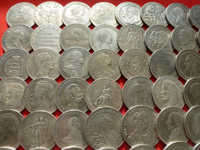 55 настольных памятных царских медалей диаметром 50-55 мм, без повторов! Копии высшего качества!