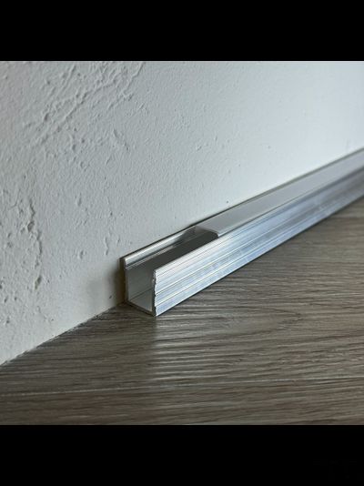 Декоративный стеновой профиль Pro Design 536 Не анодированный