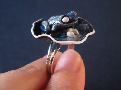 Мистическое кольцо с лягушкой "Лунная принцесса"