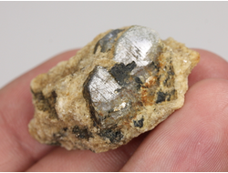 Корунд синий (сапфир), кристалл, Индия (28*27*14 мм, 12,6 г) №36095