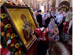 К СПИРИДОНУ ТРИМИФУНТСКОМУ В МОСКВУ 2018г.