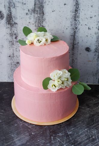 Свадебный торт с лизиантусами, 4 кг