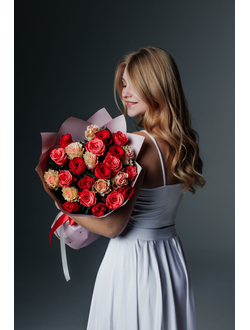 Букет из 25 розы микс