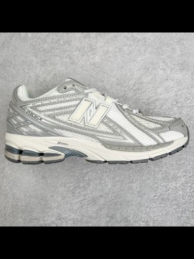 New Balance 1906R Silver