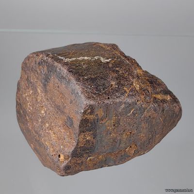 Лимонит по пириту. Южный Урал. Россия. 45*42*42мм