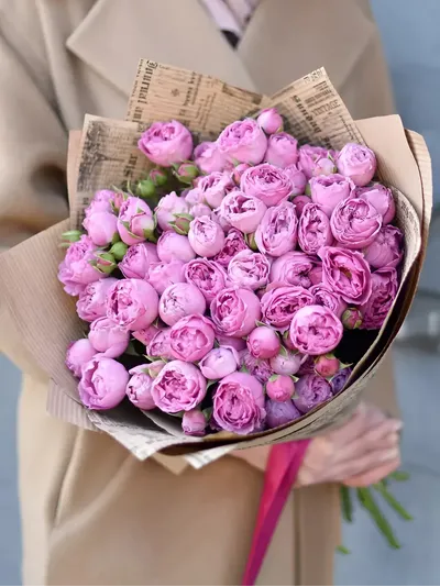 13 пионовидных роз "Misty Bubbles"