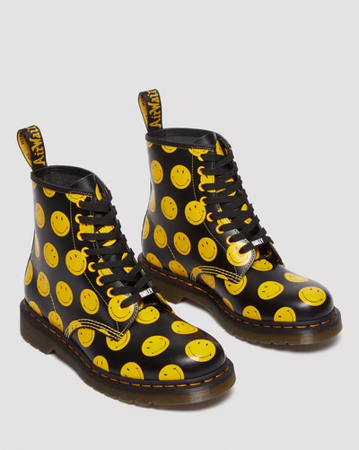 Ботинки Dr Martens 1460 Smiley Black