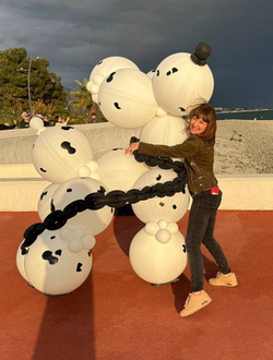 Большая собака из воздушных шаров (2 х 2.5 метра)