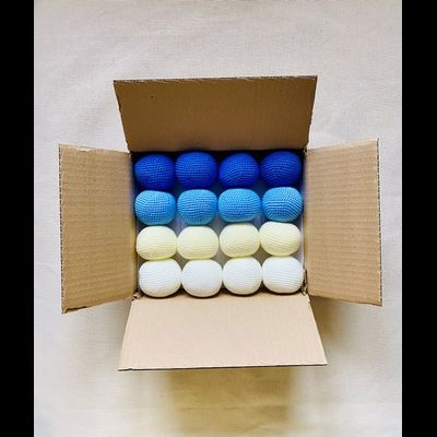 «Мнушки» — мягкие мячики для зимних игр и развития детей