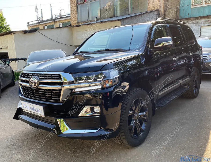 Рестайлинг Land Cruiser 200 из 2012 в 2021 TRD (фары Lexus)