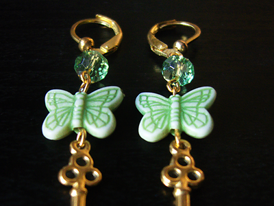 Серьги с бабочками и ключиками "Сказка о Салаточке"