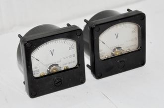 Вольтметры М4202 на 250 и 300v