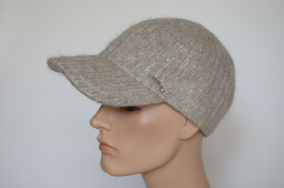 zimnyaya-vyazanaya-beysbolka-vizio-italiya-1001-ve-seraya