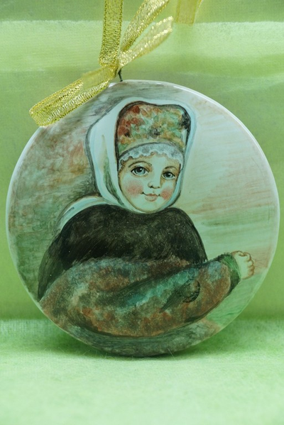 Медальон по Елизавете Бём