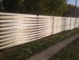 деревянный забор плетенный