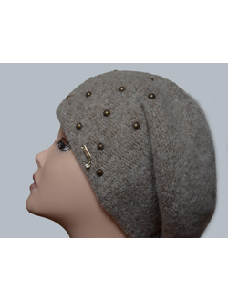 bezhevyy-beret-zhenskiy-italiya-vizio-zimniy-kupit