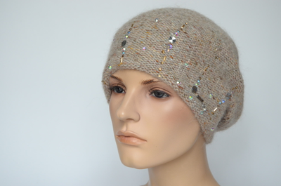 beret-italiya-vizio-1010-b-bezheviy-s-ukrasheniyami