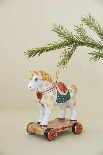 Лошадка-каталка