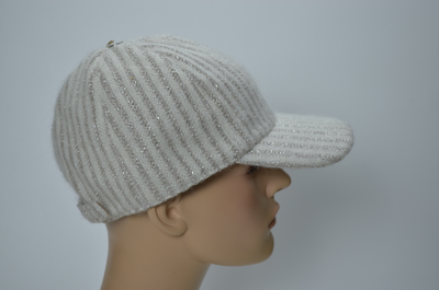 белая бейсболка зимняя Италия зима 2024 - 2025