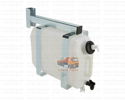 Бак для воды 25л с кронштейном