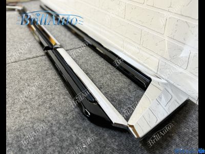 Молдинги Lexus LX600 LX500d на двери черные, хром