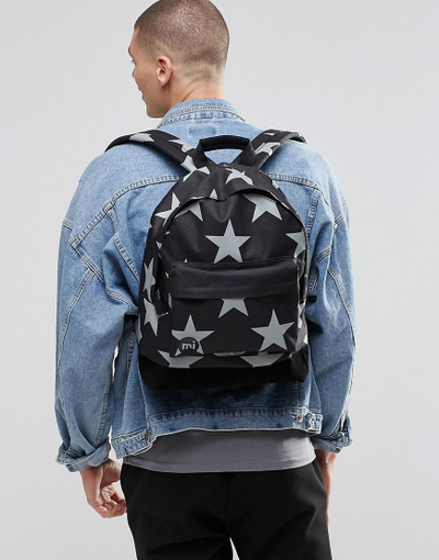 Парень с рюкзаком Mi Pac Stars XL