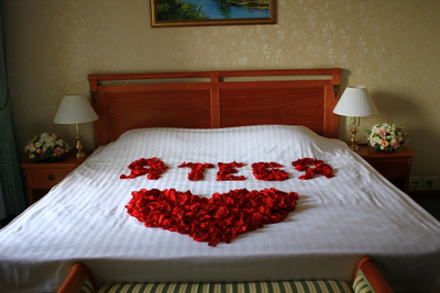 Оформление номера цветами в гостинице № 1491