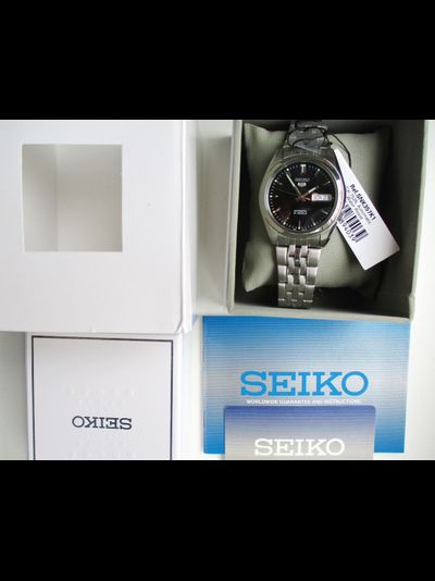 Наручные часы Seiko SNK357K1