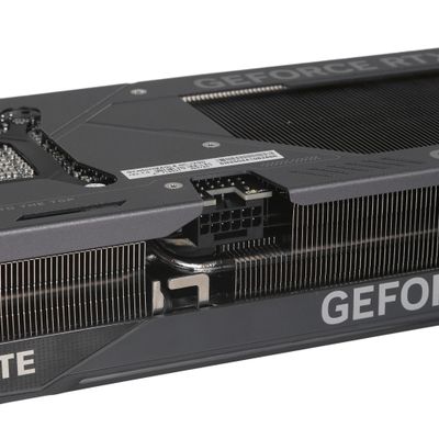 Видеокарта GIGABYTE GeForce RTX 5070 Eagle OC SFF 12GB