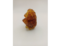 Ёж с яблоком.