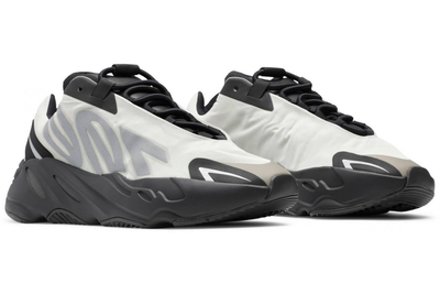Yeezy 700 bone white hotsell
