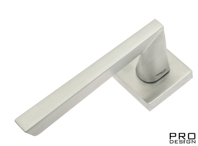 Дверная ручка на квадратном основании Fratelli Cattini "UNICA" 8-CS матовый хром