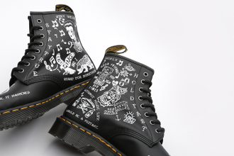 Обувь Dr Martens Scribble Backhand