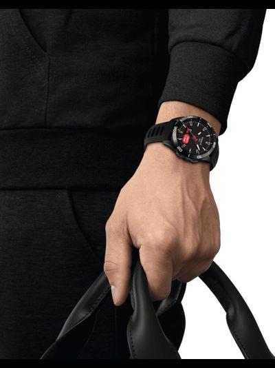 Швейцарские часы Tissot T153.420.47.051.04