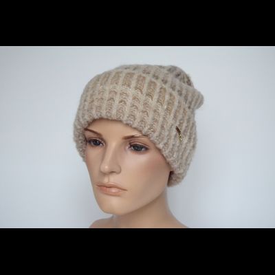 Бежевая шапка женская с отворотом Vizio Италия 8039 CRYO