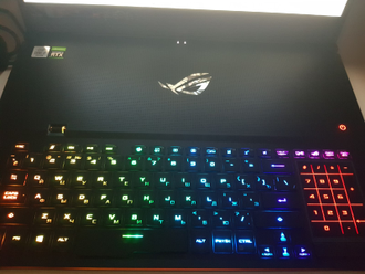 ASUS ROG ZEPHYRUS S17 GX701LWS-HG062T ( 17.3 FHD IPS 300HZ I7-10850H RTX2070 SUPER(8GB) 24GB SSD 1TB )