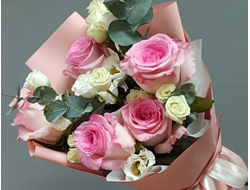 Букет  с розами "Нежное послание"