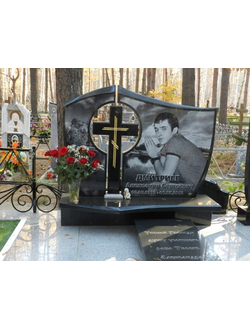 Эксклюзивный памятник с крестом на могилу