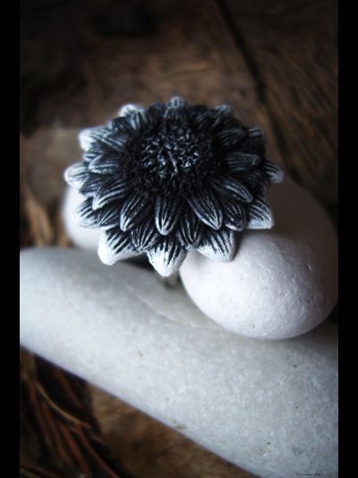 Кольцо "Цветок Угля и Пепла"