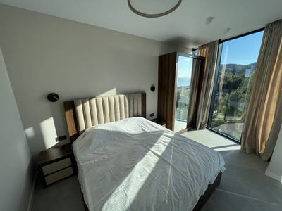 Продаётся квартира с панорамным видом на море 180 градусов. 1-я линия, 120 м2. ЖК "Tropical Garden"