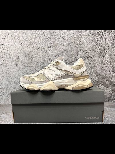 New Balance 9060 Linen Timberwolf