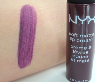 Стойкая жидкая матовая помада NYX Soft Matte Lip Cream 29 Vancouver (Ванкувер)