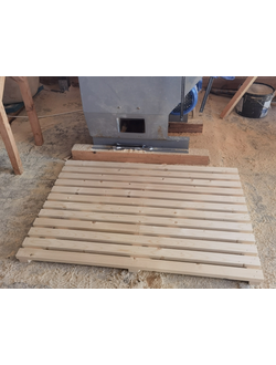 Решетки напольные деревянные