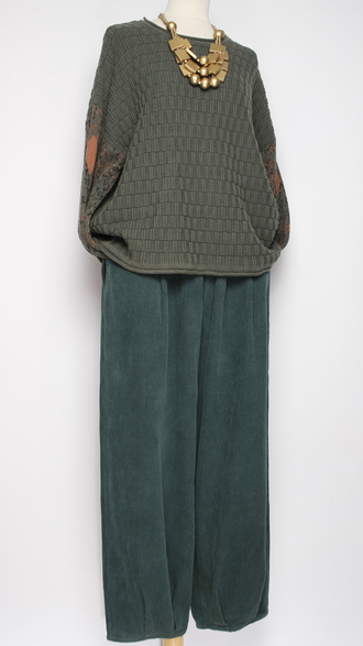 Брюки Бохо вельветовые "Бананы крупный вельвет" малахит, мокко  р.50-54